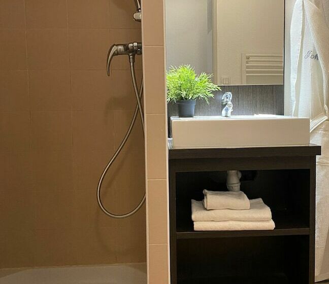 스탠다드 스튜디오, Aparthotel Sainte Marthe