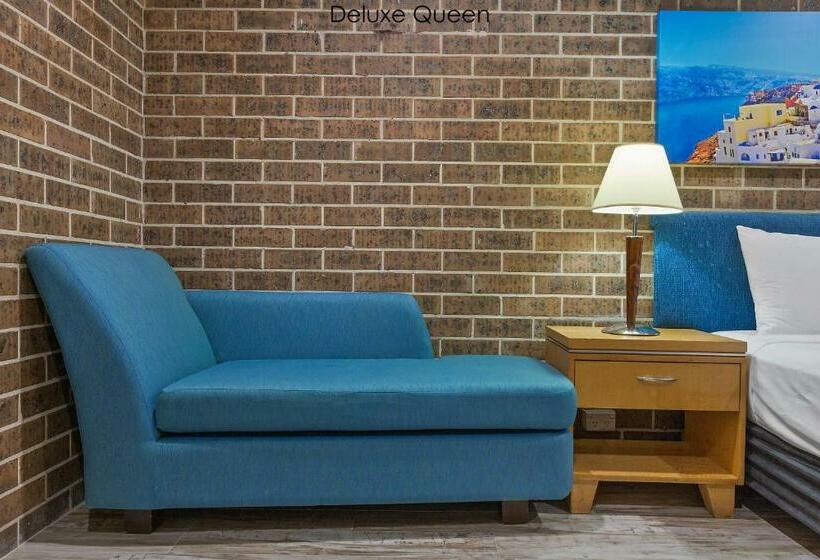 Классический Номер, Buccaneer Motel