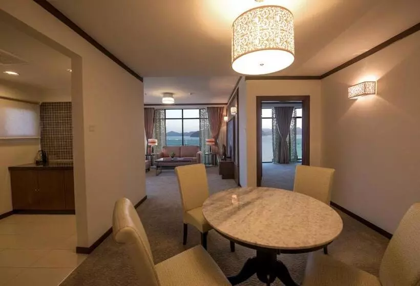 سوییت خانوادگی, Adya Hotel Langkawi