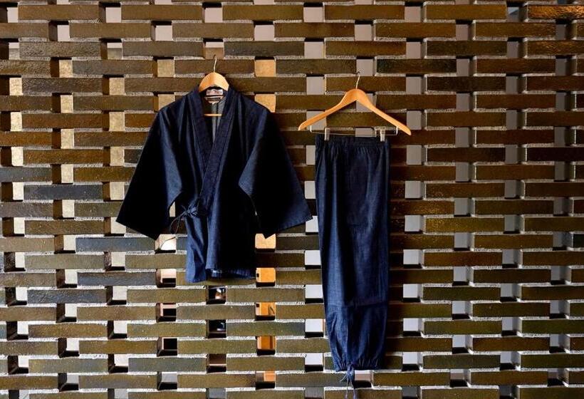 Suite Pat King, 厳島いろは