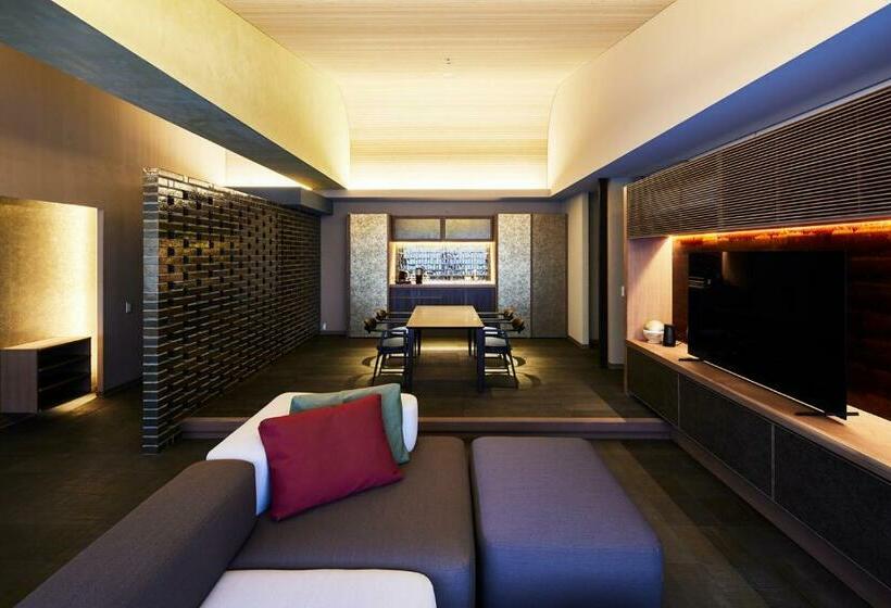 Suite, 厳島いろは