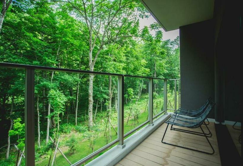 Standardrum med Balkong, Okujozankeionsen Kashogyoen