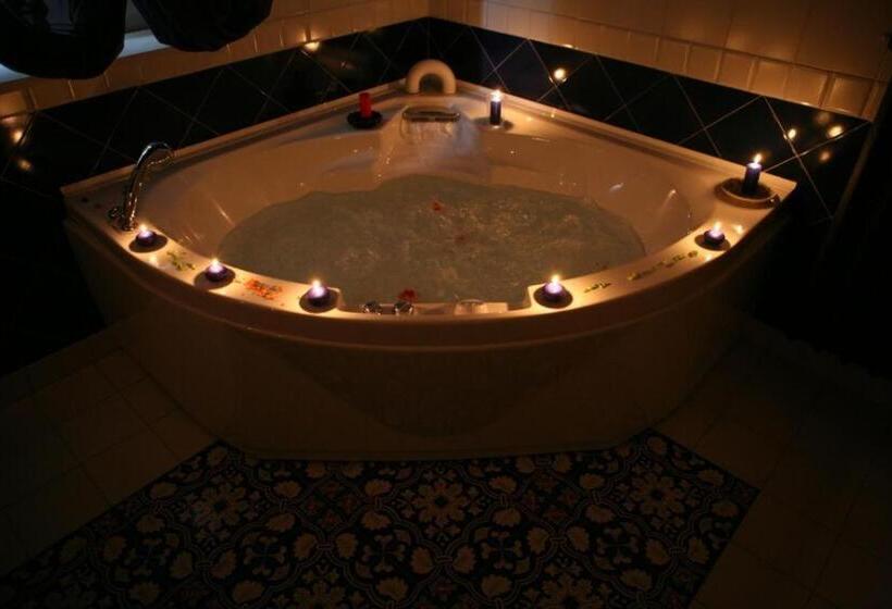 סוויטה, Regis Resort & Wellness