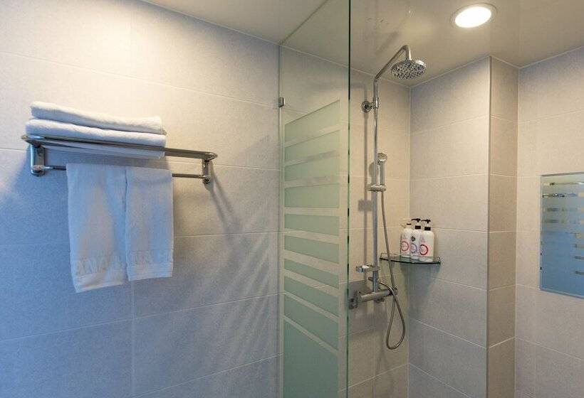 חדר סטנדרט, Rosana