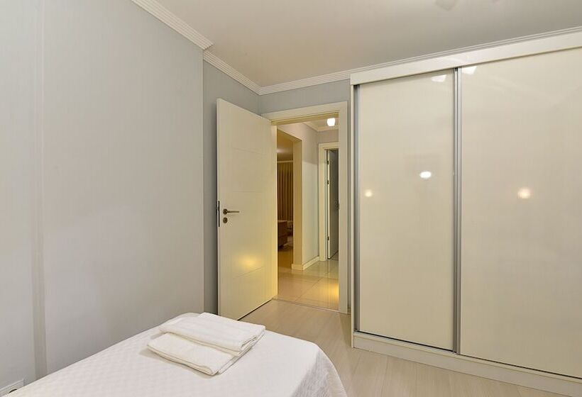 דירת 2 חדרי שינה עם נוף לגינה, Royal Palm Residence