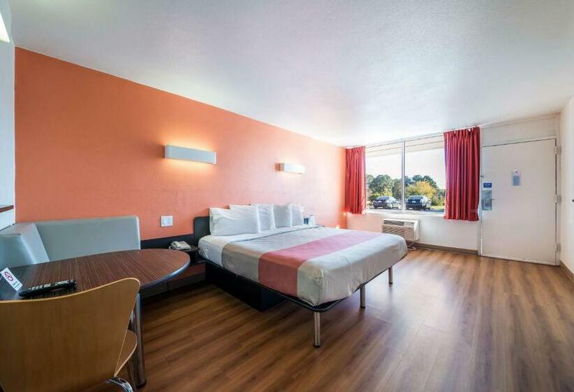 غرفة ديلوكس سرير كينج, Motel 6 Connellys Springs, Nc