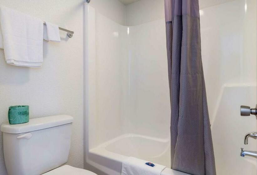 غرفة ديلوكس سرير كينج, Motel 6 Connellys Springs, Nc