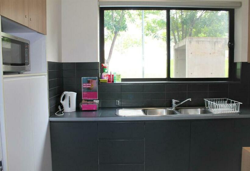 5침실 아파트, Western Sydney University Village Penrith