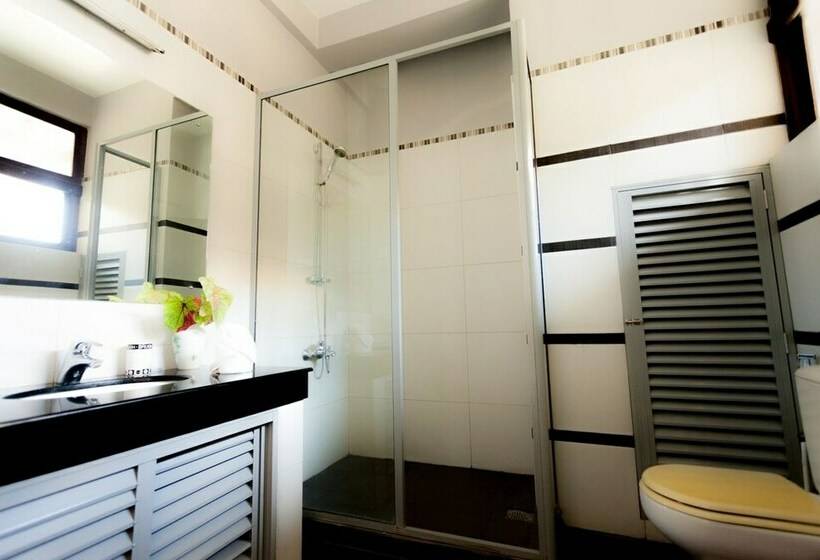 디럭스 룸, Colpetty House