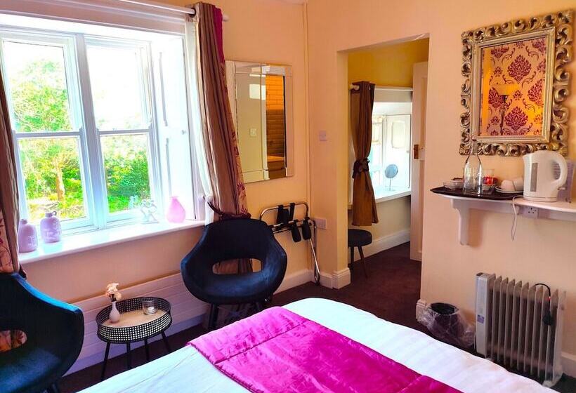 Номер Стандарт, Robin Hill House Heritage Guest House