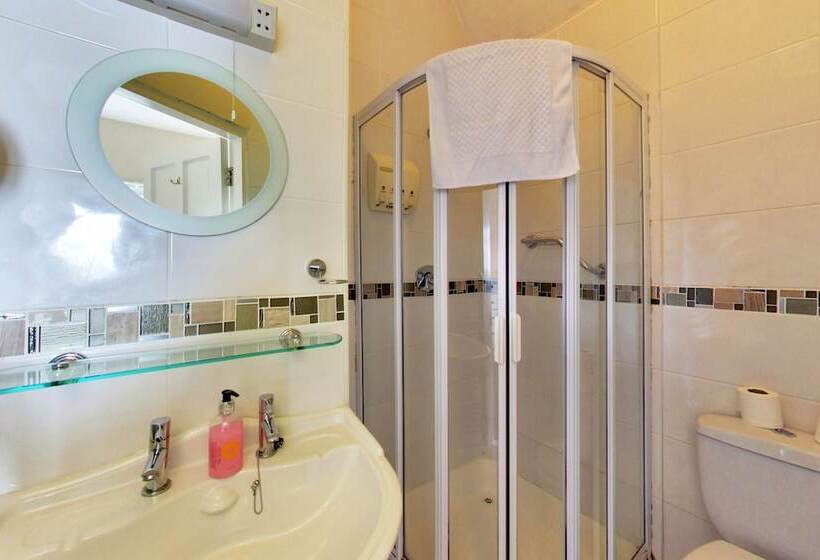 Номер Стандарт Трехместный, Robin Hill House Heritage Guest House