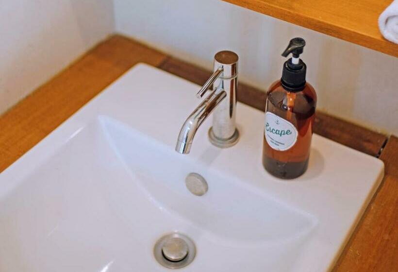 Номер Economy, Escape Beach Resort   New Look Renovated