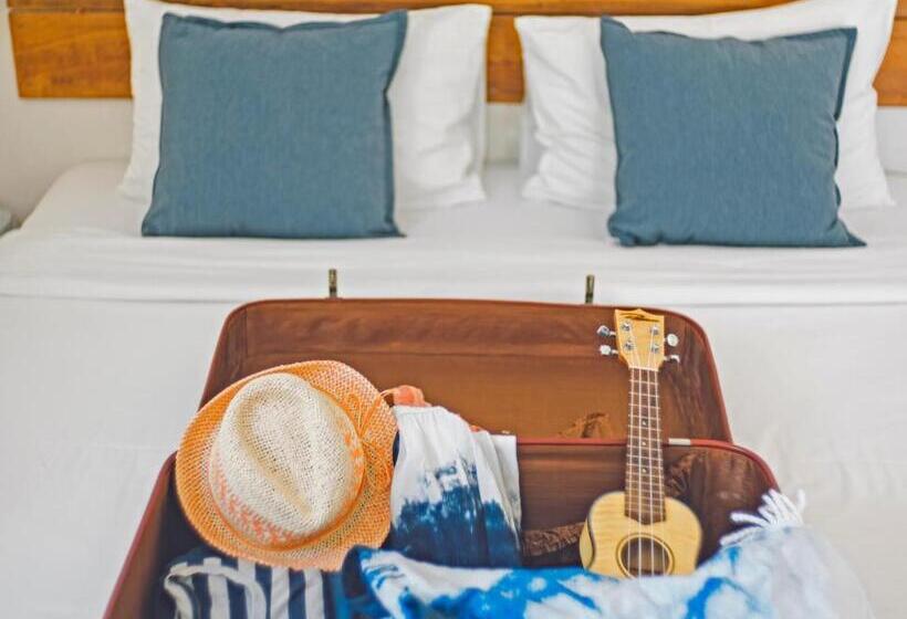 Бунгало Стандарт, Escape Beach Resort   New Look Renovated