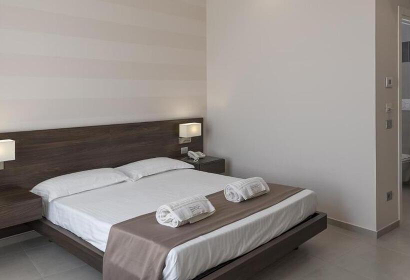 غرفة سوبيريور عائلية, Grand Hotel Biffy