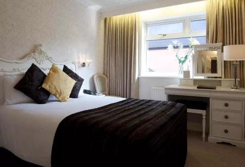اتاق استاندارد با چشم‌انداز باغ, Alderley Edge