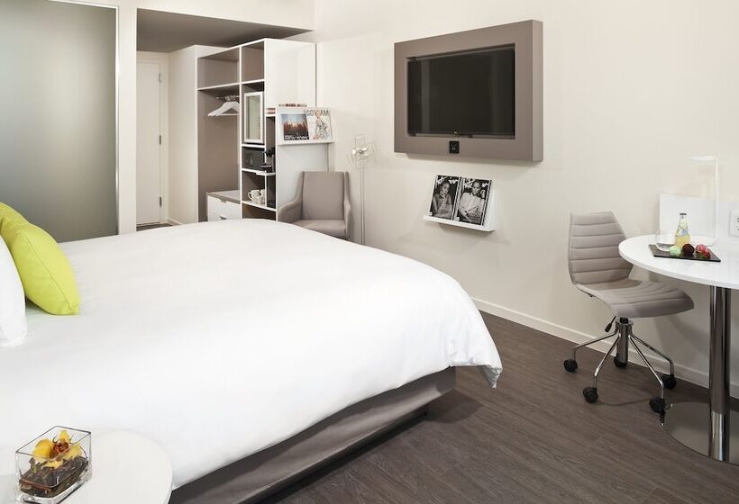 اتاق استاندارد با تخت بزرگ, Innside by Meliá New York Nomad