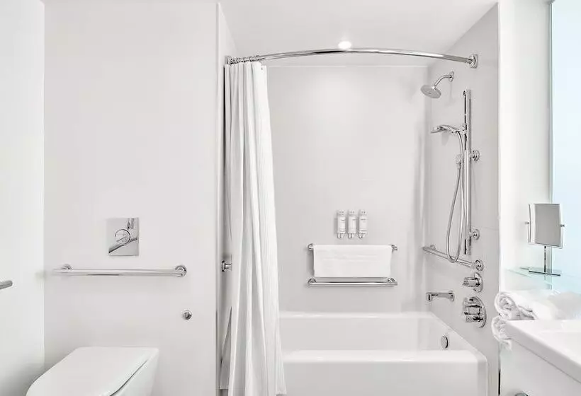 اتاق استاندارد برای معلولان, Innside by Meliá New York Nomad