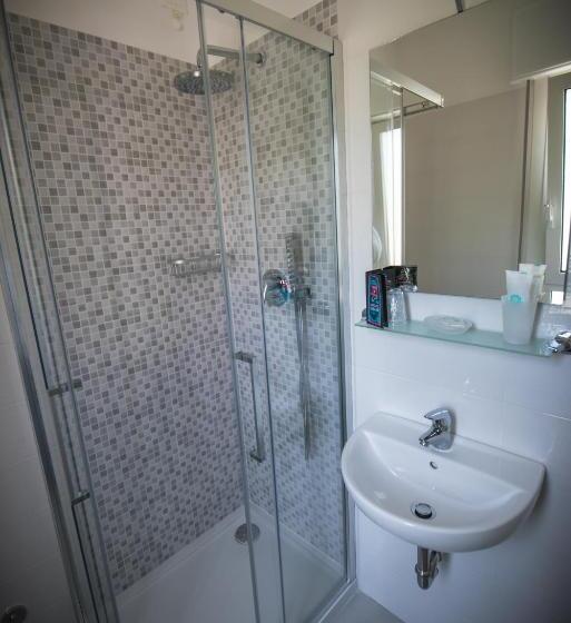 חדר סטנדרט לשלושה עם טרסה, Jesolo Sand