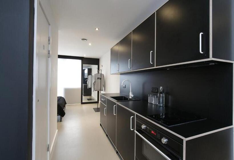 标准工作室, Kip