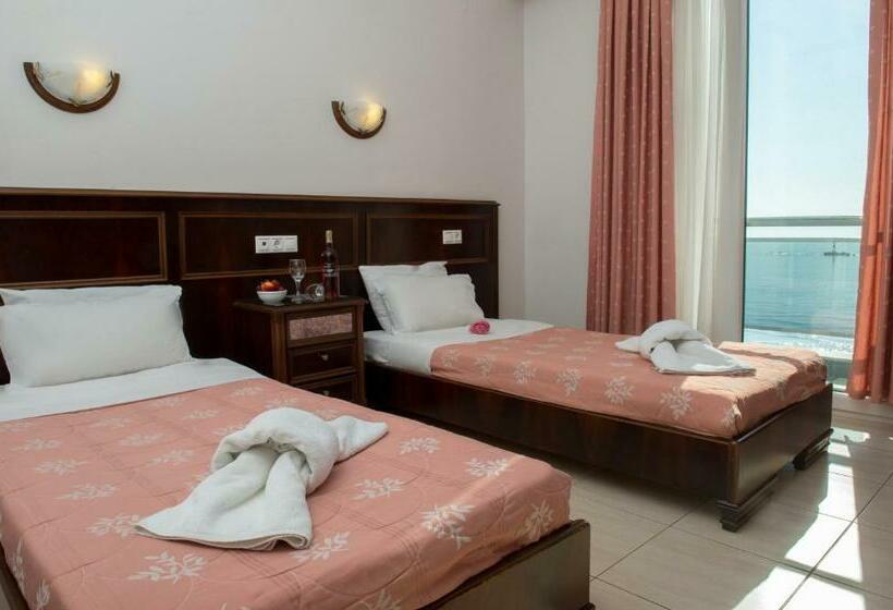 Номер Стандарт Вид на Море, Kymata