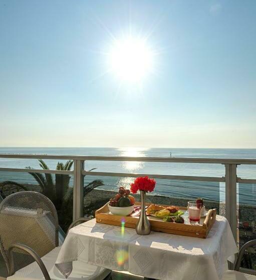 Номер Стандарт Вид на Море, Kymata