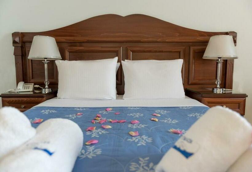 Полулюкс Вид на Море, Kymata