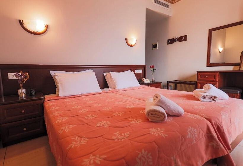 Номер Стандарт Боковой Вид на Море, Kymata