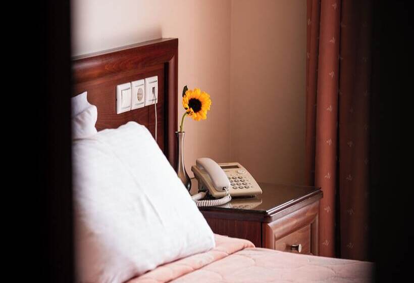Triple Room Sea View, Kymata