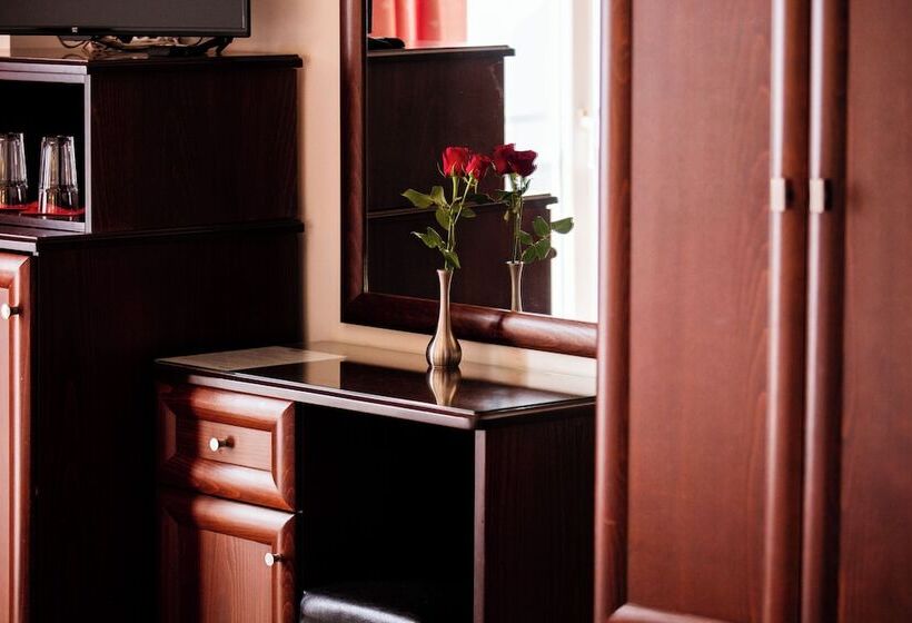 Triple Room Sea View, Kymata