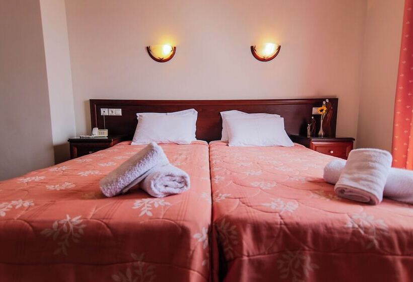 Номер Стандарт Вид на Море, Kymata