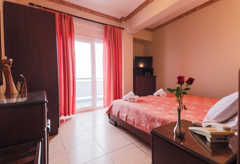 Номер Стандарт Вид на Море, Kymata