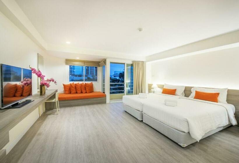 اتاق لوکس با بالکن, Le Tada Residence