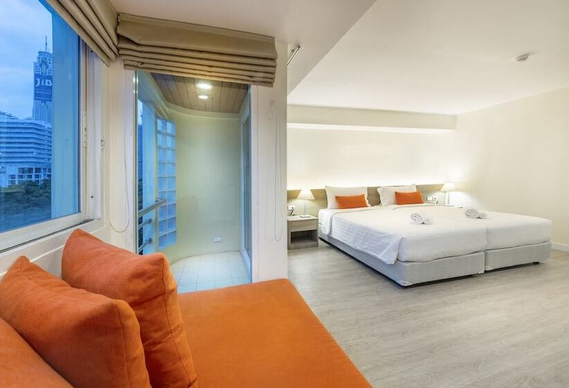 اتاق لوکس با بالکن, Le Tada Residence