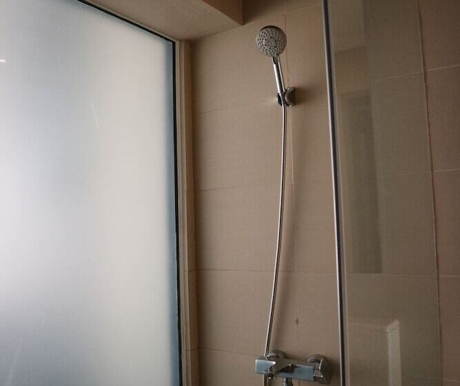 اتاق سوپریور, Monticello Tagaytay