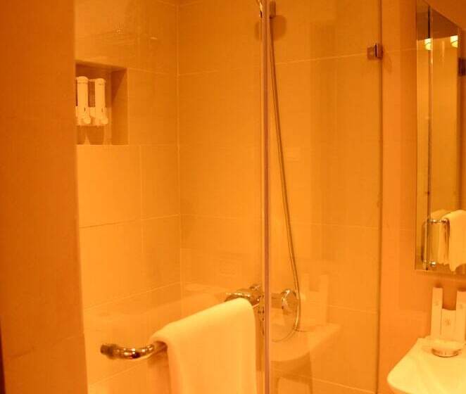 اتاق پنت هاوس, Monticello Tagaytay