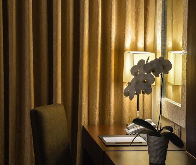 اتاق سوپریور چهار تخته, Monticello Tagaytay