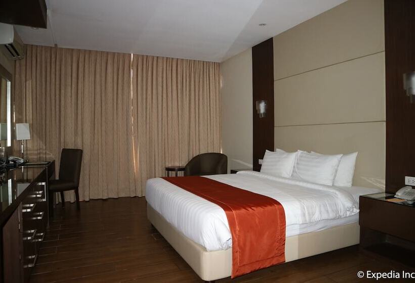 اتاق سوپریور, Monticello Tagaytay