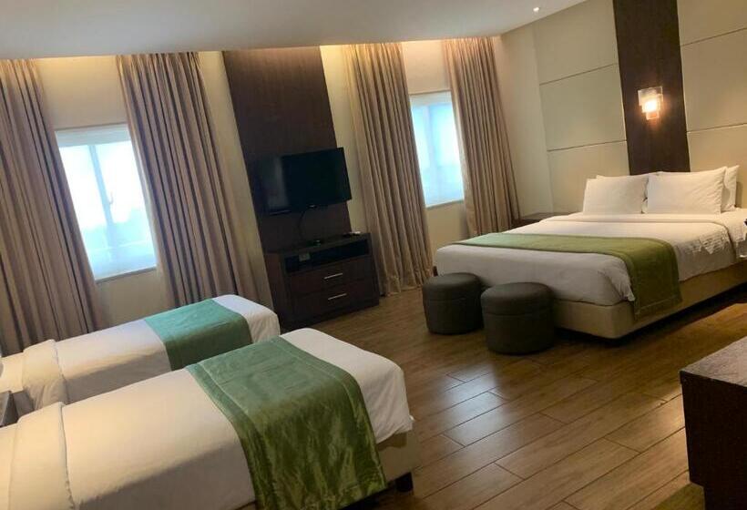 اتاق سوپریور خانوادگی, Monticello Tagaytay