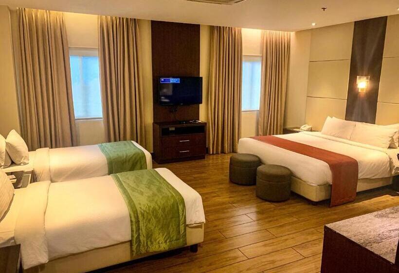 اتاق سوپریور خانوادگی, Monticello Tagaytay