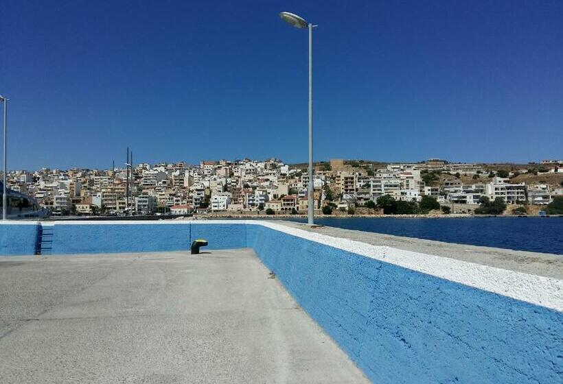 スタンダードルーム, Nora