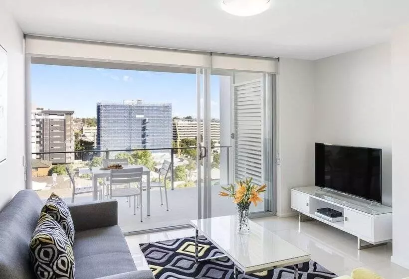 一ベッドルームエクゼクティブアパートメント, Oaks Brisbane Woolloongabba Suites