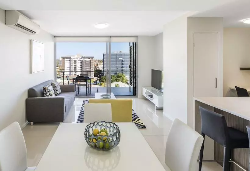 一ベッドルームエクゼクティブアパートメント, Oaks Brisbane Woolloongabba Suites