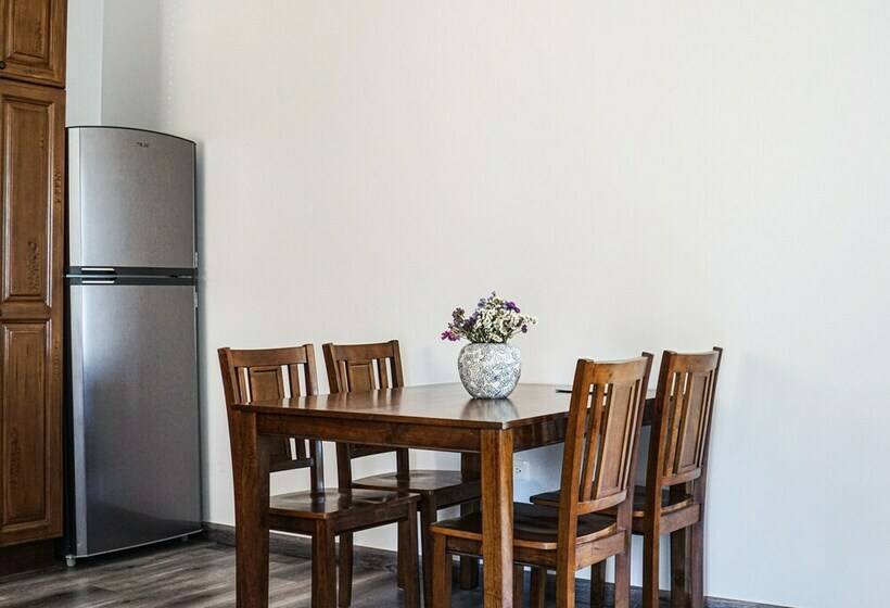 ３ベッドルームハウス, Rancho Cien Piedras