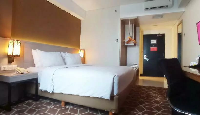 デラックスルーム, Swiss Belinn Tunjungan Surabaya