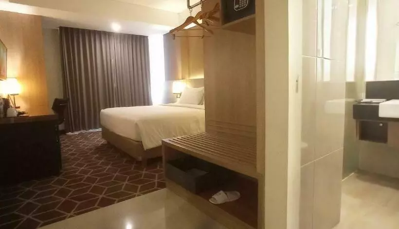 デラックスルーム, Swiss Belinn Tunjungan Surabaya