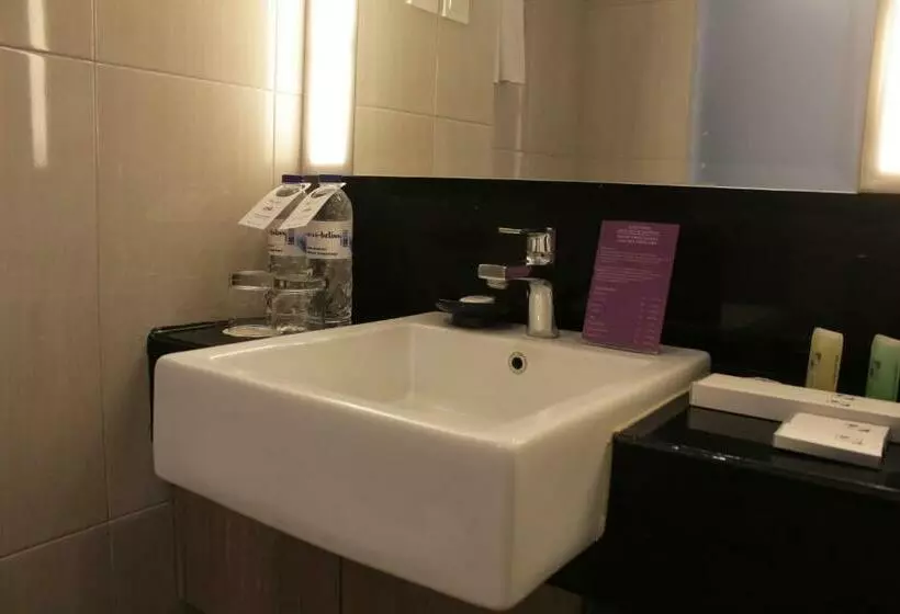 デラックスルーム, Swiss Belinn Tunjungan Surabaya