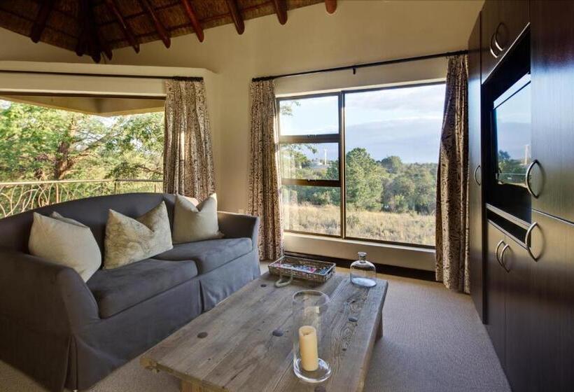 جناح إدارى, The Blades