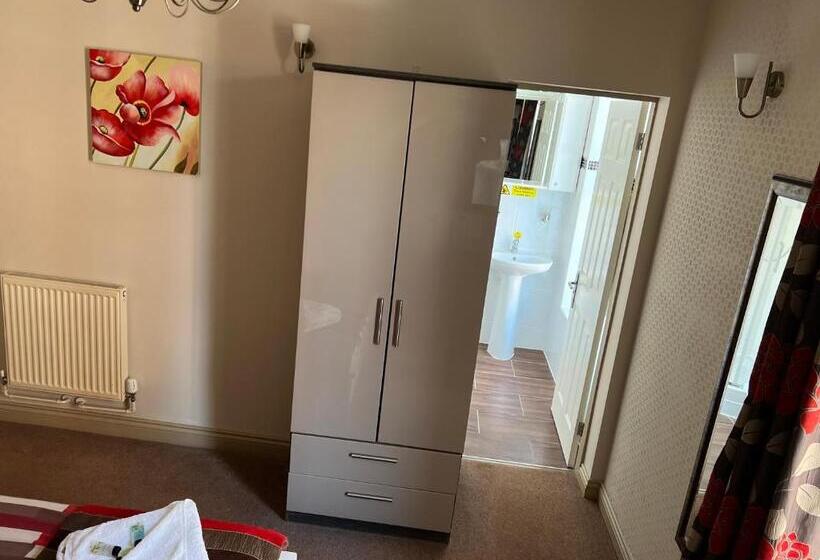 스탠다드 룸, Southport Metro