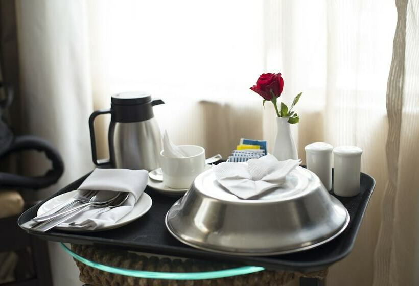 Номер Executive, Mint Domestic Airport Suites