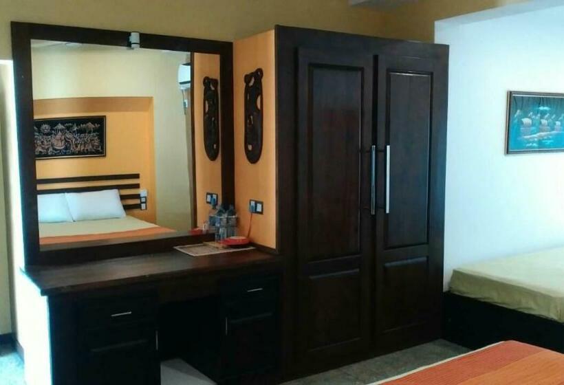 Трехместный Номер Deluxe, Adara Negombo